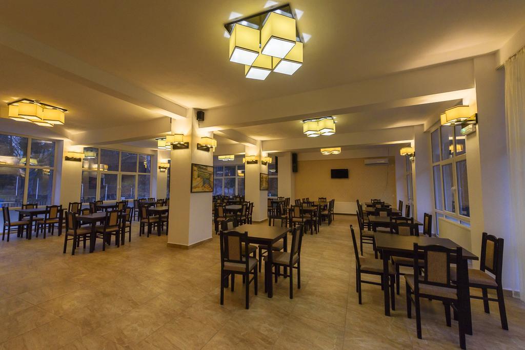 Sara'S Sons Hotel Băile Herculane Eksteriør billede