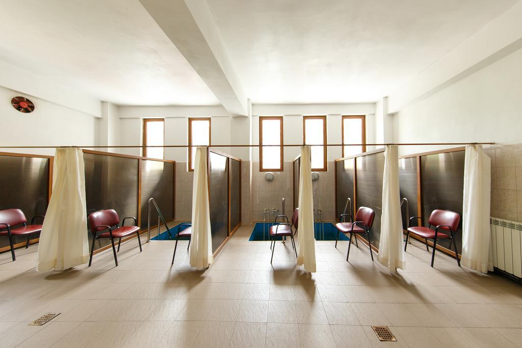 Sara'S Sons Hotel Băile Herculane Eksteriør billede